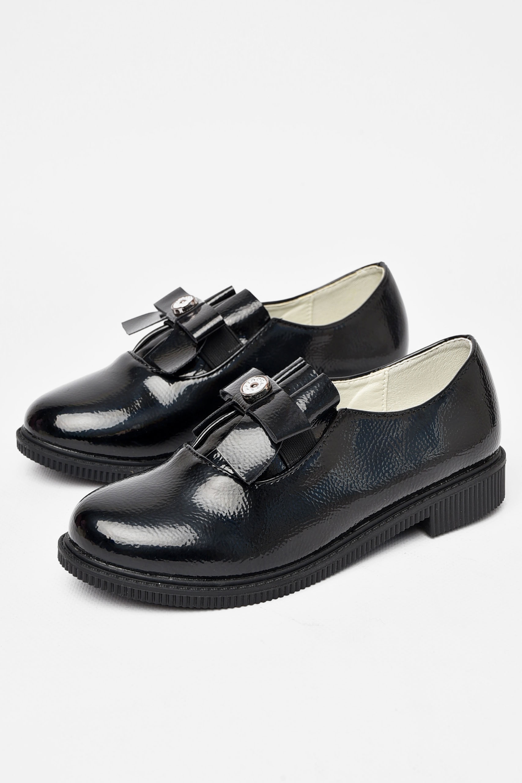 Фото товару Туфлі дитячі для дівчинки чорного кольору №2