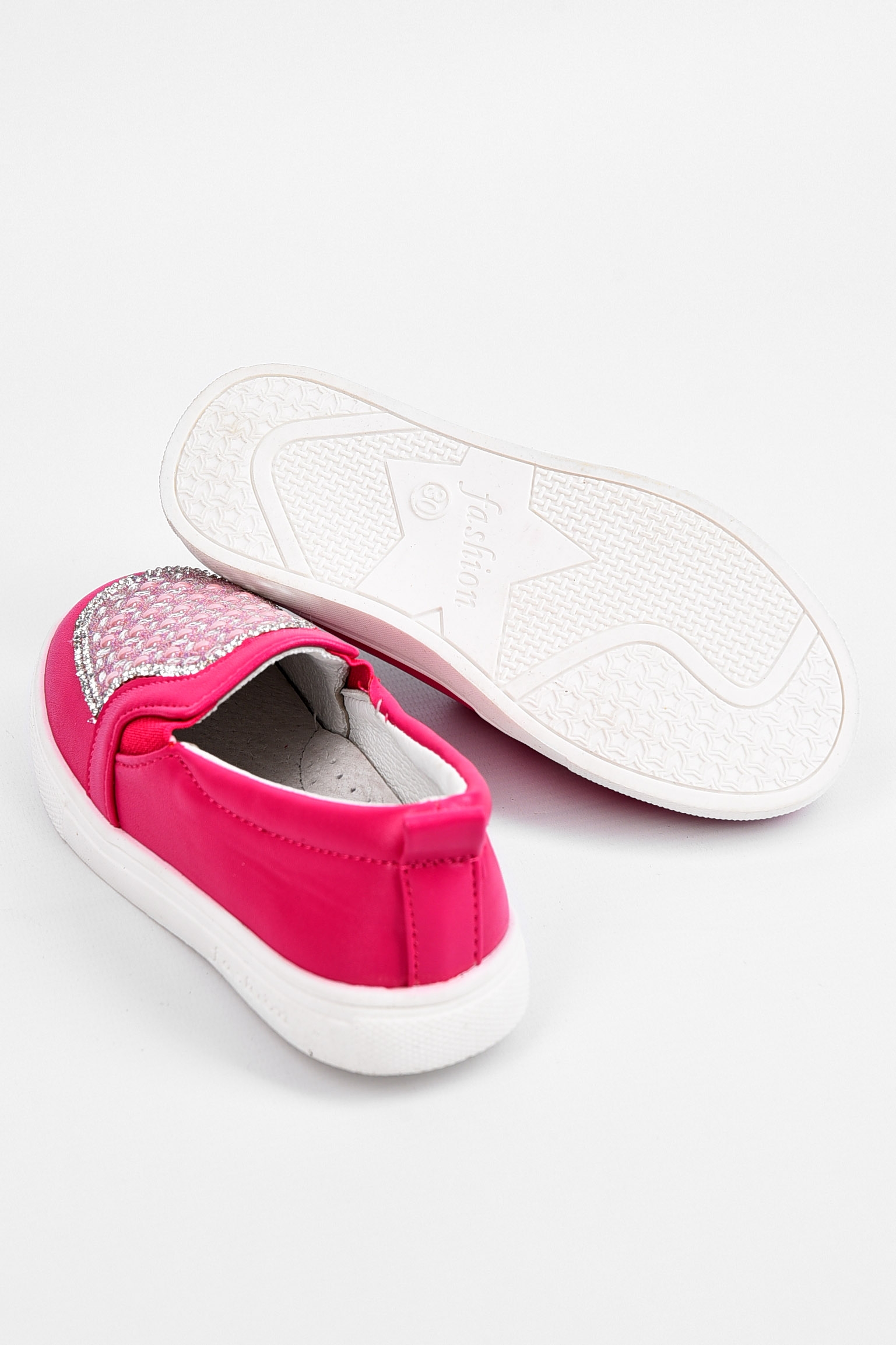 Фото товару Мокасини дитячі для дівчинки рожевого кольору без застібки №1