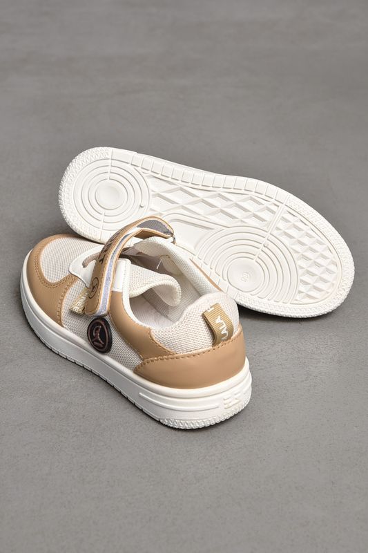 Фото товару Кросівки дитячі бежевого кольору №3 thumbnail