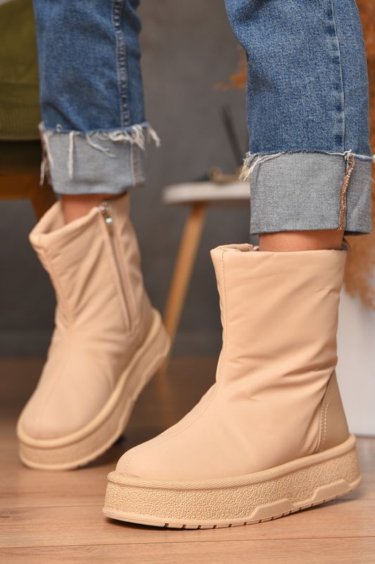 Фото товару Уггі жіночі на хутрі бежевого кольору №2 thumbnail