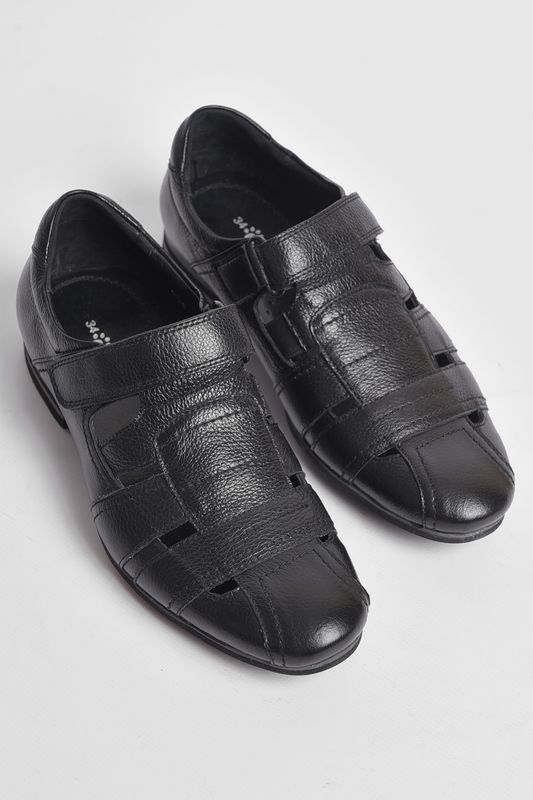 Фото товару Туфлі підліткові для хлопчика чорного кольору