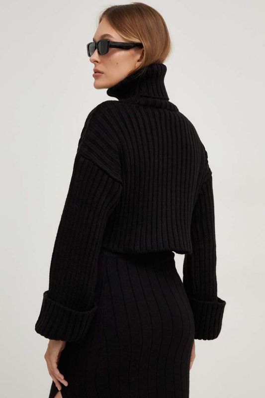 Фото товару Светр жіночий чорного кольору №28 thumbnail