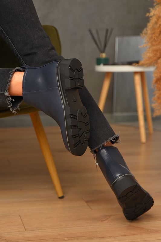 Фото товару Черевики жіночі демісезонні темно-синього кольору №1 thumbnail