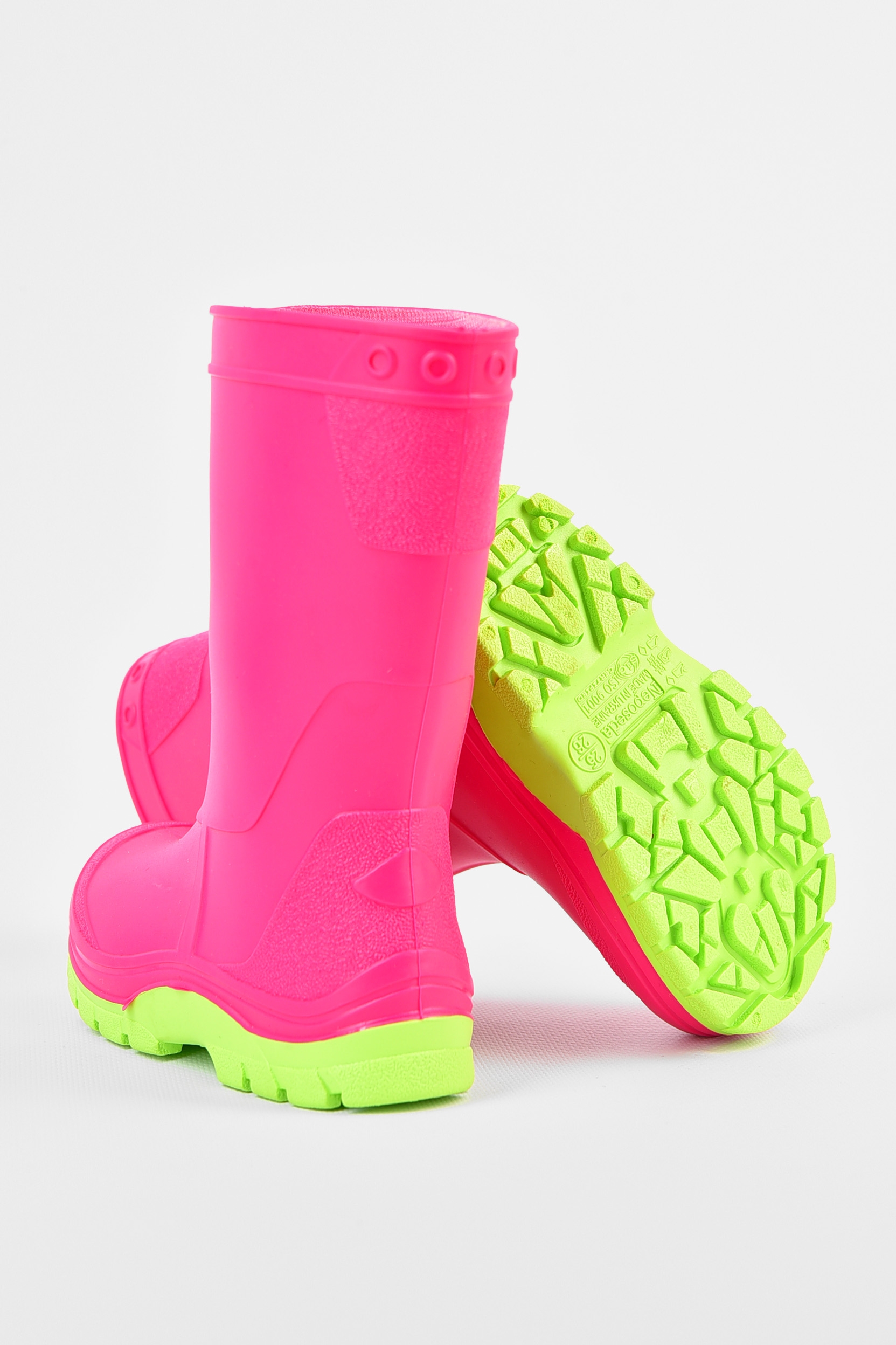 Фото товару Чоботи гумові дитячі малинового кольору №3